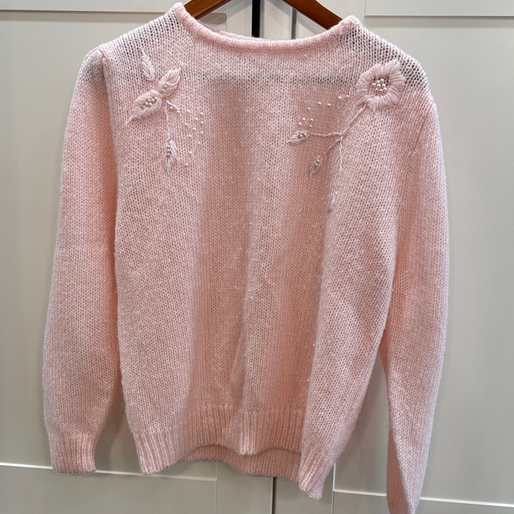 Mariposa Soft Pink Sweater with Floral Details